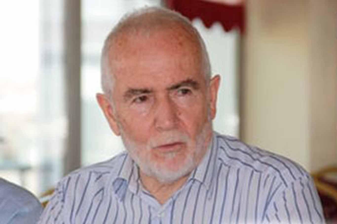 Eski bakanlardan Cevat Ayhan hayatını kaybetti Eski bakanlardan Cevat Ayhan hayatını kaybetti